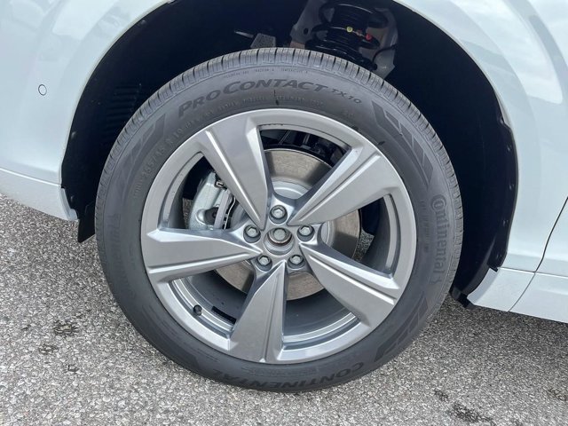 2026 Audi Q3 Progressiv, weiß, 20 km, Import Kanada — Foto 10 z 20