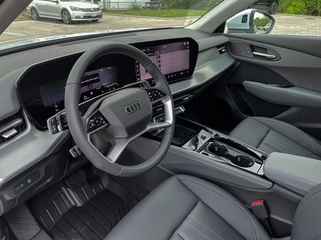 2026 Audi Q3 Progressiv, weiß, 20 km, Import Kanada — Foto 16 z 20
