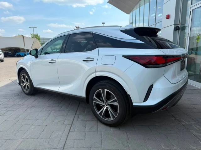 2026 Lexus Rx, 1 km, Import Kanada — Foto 2 z 20