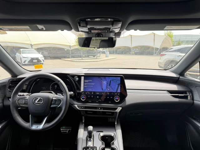2026 Lexus Rx, weiß, 1 km, Import Kanada — Foto 13 z 20