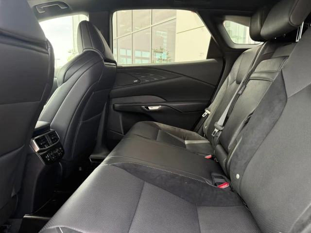2026 Lexus Rx, weiß, 1 km, Import Kanada — Foto 9 z 20