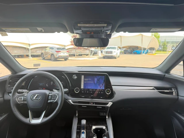 2026 Lexus Rx, 1 km, Import Kanada — Foto 13 z 20