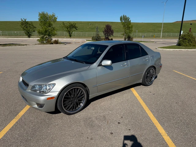 2004 Lexus Is 300, silber, 222.000 km, Import Kanada — Foto 2 z 5