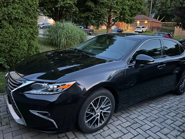 2016 Lexus Es ES350, schwarz, 215.000 km, Import Kanada — Foto 1