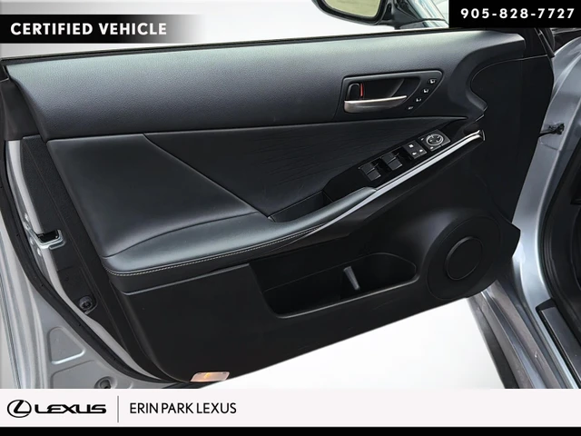 2023 Lexus IS 300, grau, 24.646 km, Import Kanada — Foto 11 z 18