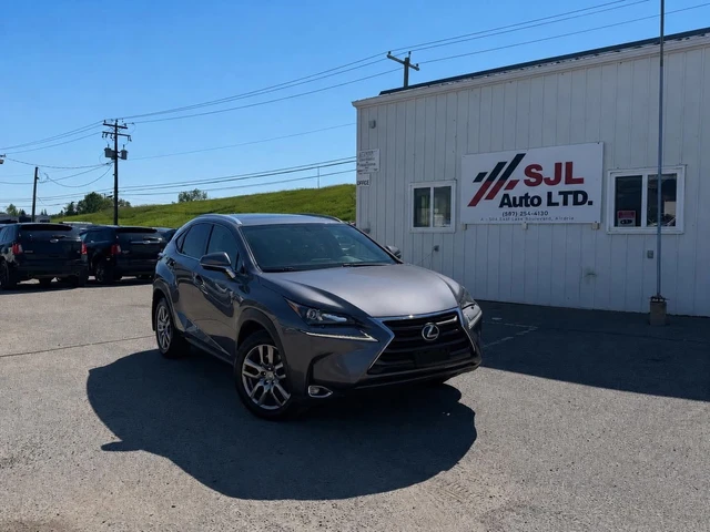 2016 Lexus Nx 200T Base, grau, 272.870 km, Import Kanada — Foto 1