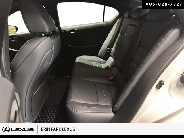 2026 Lexus IS 350, weiß, 15 km, Import Kanada — Foto 14 z 16