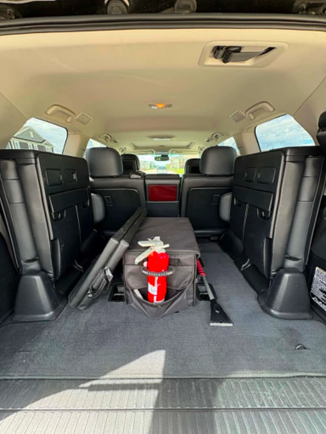 2015 Lexus Lx, schwarz, 117.000 km, Import Kanada — Foto 4 z 5