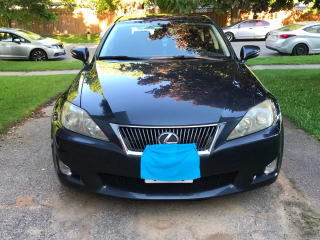 2010 Lexus Is 250, grau, 150.000 km, Import Kanada — Foto 1