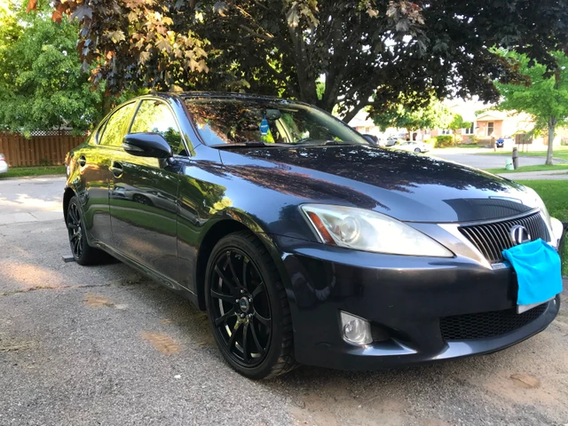 2010 Lexus Is 250, grau, 150.000 km, Import Kanada — Foto 2 z 5