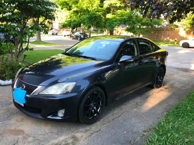 2010 Lexus Is 250, grau, 150.000 km, Import Kanada — Foto 4 z 5