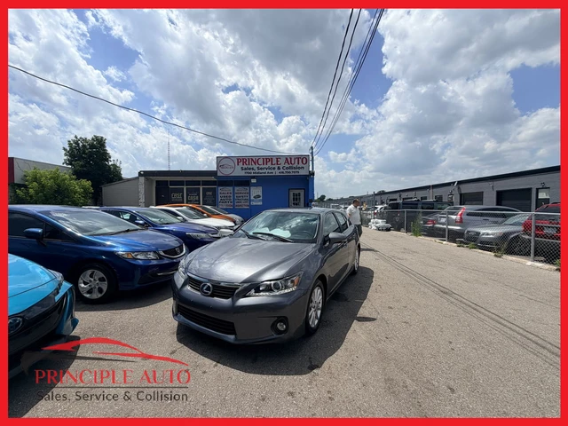 2013 Lexus Ct 200H Base, grau, 50.427 km, Import Kanada — Foto 1