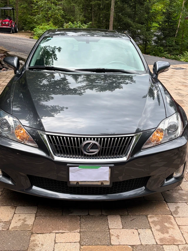 2010 Lexus Is 250, schwarz, 78.000 km, Import Kanada — Foto 1