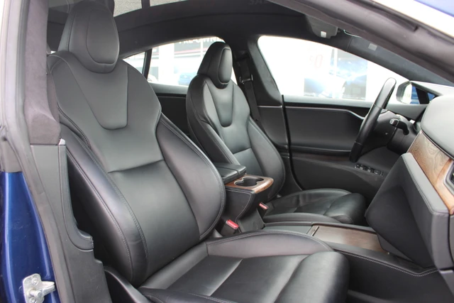 2020 Tesla Model S LONG RANGE PLUS, blau, 113.430 km, Import Kanada — Foto 15 z 20
