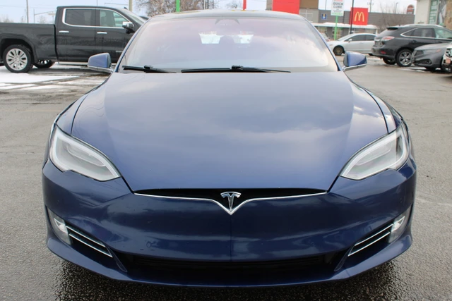 2020 Tesla Model S LONG RANGE PLUS, blau, 113.430 km, Import Kanada — Foto 2 z 20