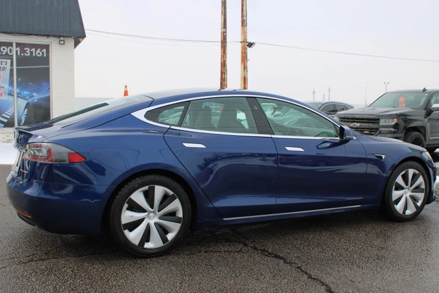 2020 Tesla Model S LONG RANGE PLUS, blau, 113.430 km, Import Kanada — Foto 7 z 20