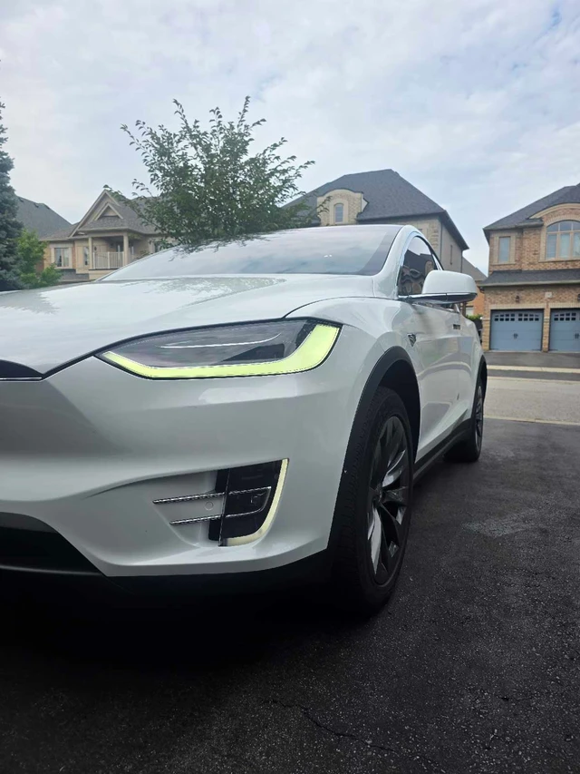 2018 Tesla Model X 100D, weiß, 96.000 km, Import Kanada — Foto 1