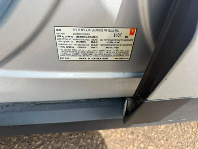 2018 Tesla Model X 100D, silber, 178.335 km, Import Kanada — Foto 13 z 13