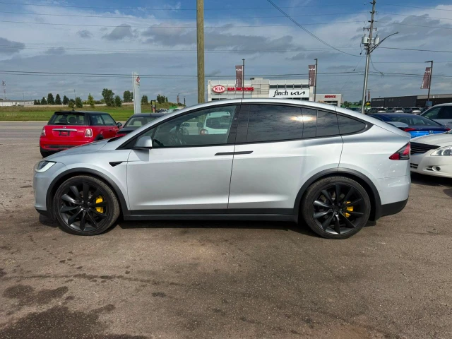 2018 Tesla Model X 100D, silber, 178.335 km, Import Kanada — Foto 2 z 13