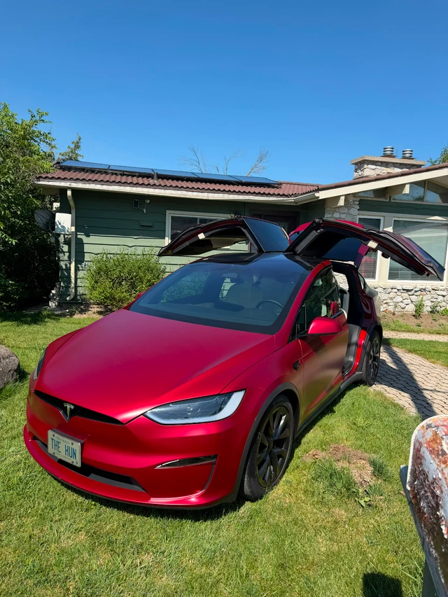 2024 Tesla Model X AWD, rot, 47.000 km, Import Kanada — Foto 1