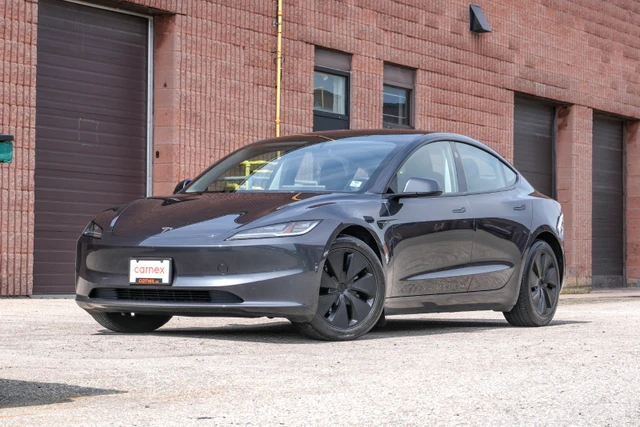 2024 Tesla Model 3 Long Range, grau, 92.451 km, Import Kanada — Foto 1