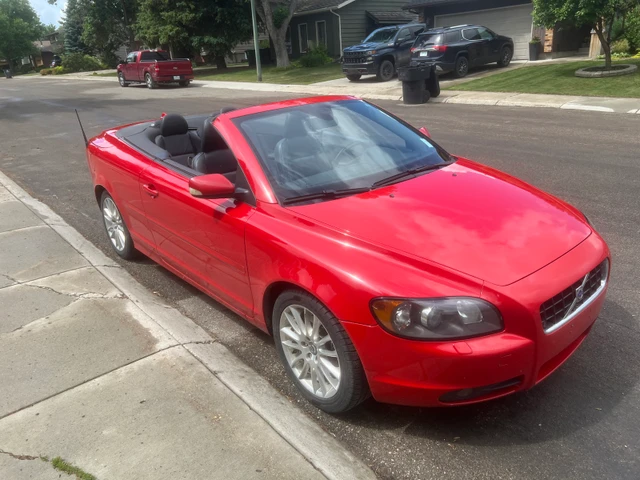 2007 Volvo C70, 179.000 km, Import Kanada — Foto 2 z 5