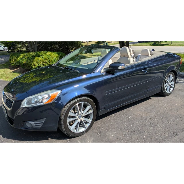 2011 Volvo C70, blau, 151.500 km, Import Kanada — Foto 1