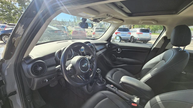 2017 MINI Minicp HARDTOP, grau, 71.731 km, Import Kanada — Foto 12 z 17