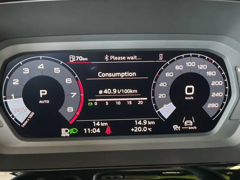 2026 Audi A3 Progressiv, weiß, 90 km, Import Kanada — Foto 12 z 12