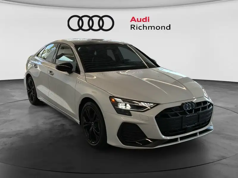2026 Audi A3 Progressiv, weiß, 90 km, Import Kanada — Foto 3 z 12