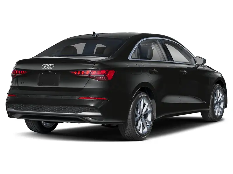 2026 Audi A3 40, schwarz, 90 km, Import Kanada — Foto 2 z 11