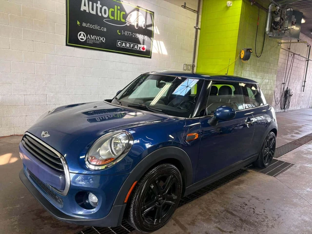 2016 MINI Minicp 3dr HB, 121.142 km, Import Kanada — Foto 1
