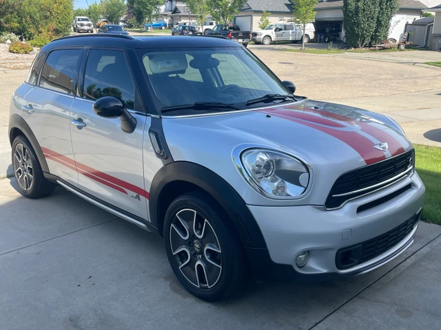 2015 MINI Cooper S Countryman, 193.000 km, Import Kanada — Foto 1