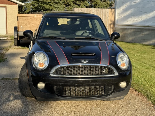 2009 Minicps, schwarz, 182.000 km, Import Kanada — Foto 1