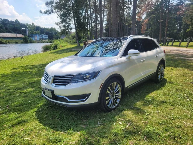 2016 Lincoln Mkx Reserve, weiß, 160.000 km, Import Kanada — Foto 1 z 3 2016 Lincoln Mkx Reserve, weiß, 160.000 km, Import Kanada — Foto 1 z 3