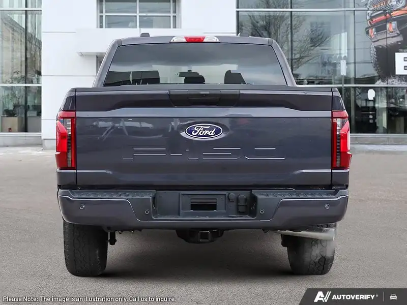 2026 Ford F-150 SuperCrew, grau, 0 km, Import Kanada — Foto 6 z 12