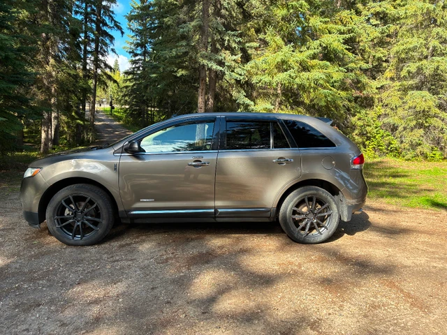 2012 Lincoln Mkx, other, 227.042 km, Import Kanada — Foto 1 z 5 2012 Lincoln Mkx, other, 227.042 km, Import Kanada — Foto 1 z 5