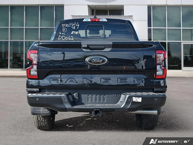 2026 Ford Ranger LARIAT, schwarz, 47 km, Import Kanada — Foto 5 z 19