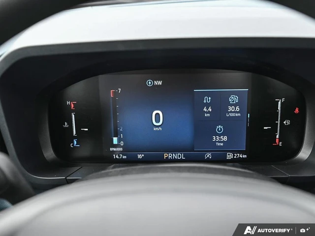 2026 Ford Maverick XLT, grau, 12 km, Import Kanada — Foto 15 z 19