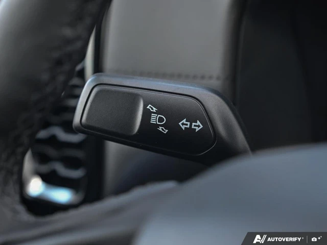 2026 Ford Ranger LARIAT, grau, 46 km, Import Kanada — Foto 16 z 19