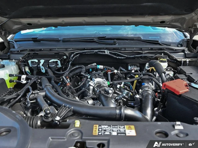 2026 Ford Ranger LARIAT, grau, 46 km, Import Kanada — Foto 8 z 19