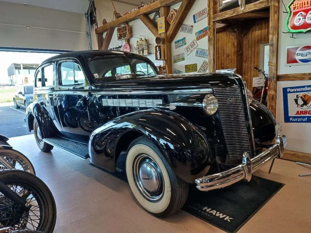 Buick Sonstige, 64.686 km, Österreich — Foto 1