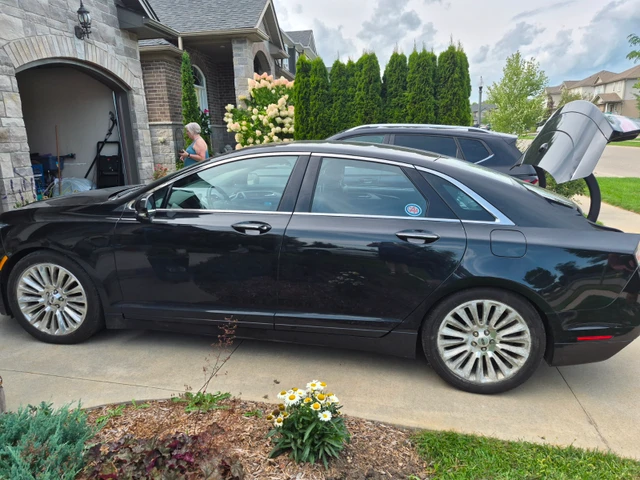2013 Lincoln Mkz, schwarz, 119.000 km, Import Kanada — Foto 1