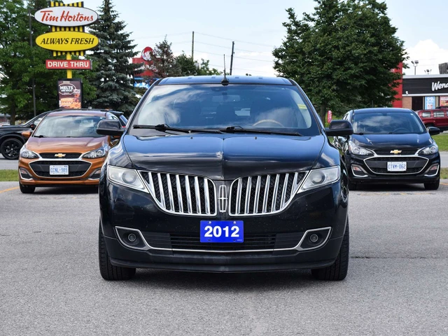2012 Lincoln Mkx AWD ~Heated/Cooled Leather ~Bluetooth ~Camera, schwarz, 185.858 km, Import Kanada — Foto 4 z 5