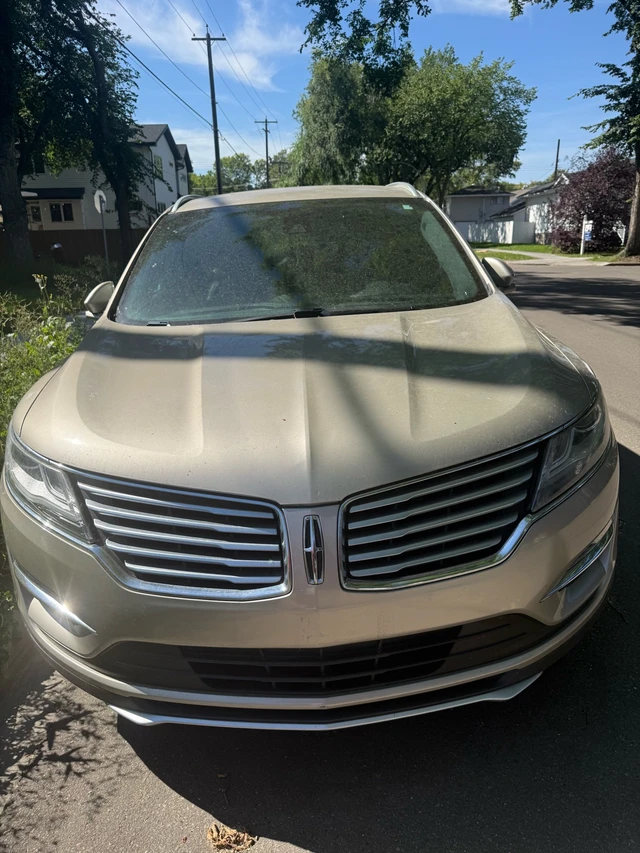 2015 Lincoln Mkc, other, 117.000 km, Import Kanada — Foto 1 z 5 2015 Lincoln Mkc, other, 117.000 km, Import Kanada — Foto 1 z 5