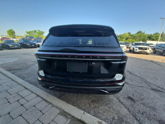2026 Lincoln Nautilus RESERVE, schwarz, 12 km, Import Kanada — Foto 3 z 5