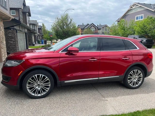2017 Lincoln Mkx Reserve, rot, 150.155 km, Import Kanada — Foto 3 z 5