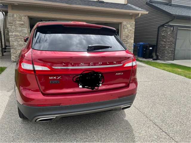 2017 Lincoln Mkx Reserve, rot, 150.155 km, Import Kanada — Foto 4 z 5