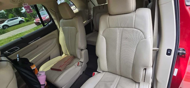 2013 Lincoln Mkt, rot, 222.000 km, Import Kanada — Foto 5 z 5