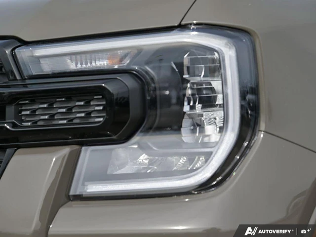 2026 Ford Ranger XLT, grau, 45 km, Import Kanada — Foto 10 z 19
